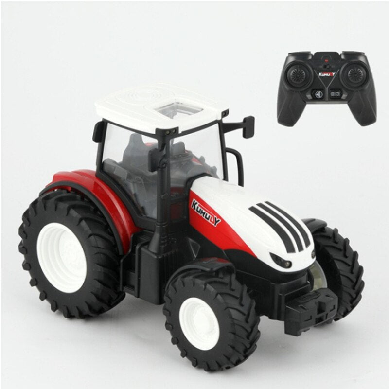 Radio Controlled Farm Tractor with Trailer with Farm Animals